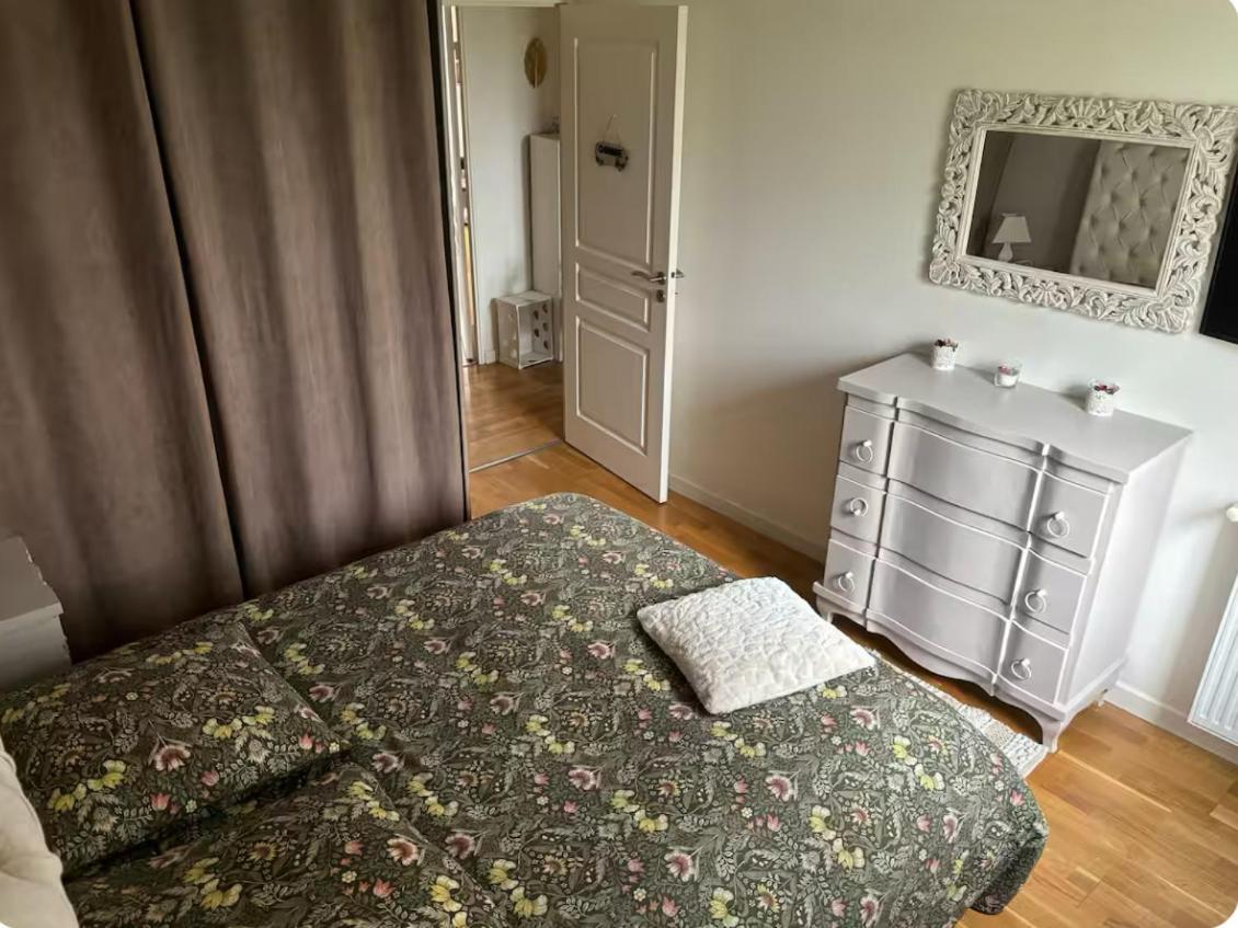 Logement A Cote De L'Aeroport Orly Ати-Мон Экстерьер фото